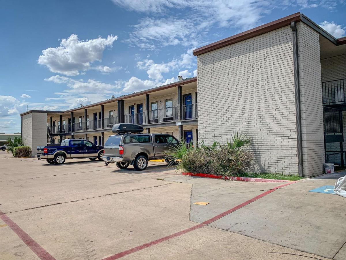 Studio 6 Laredo, Tx - North I-35 외부 사진