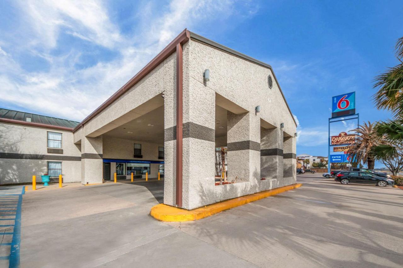 Studio 6 Laredo, Tx - North I-35 외부 사진