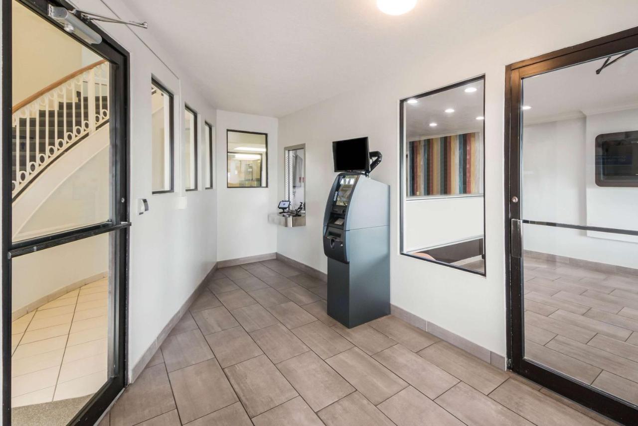Studio 6 Laredo, Tx - North I-35 외부 사진