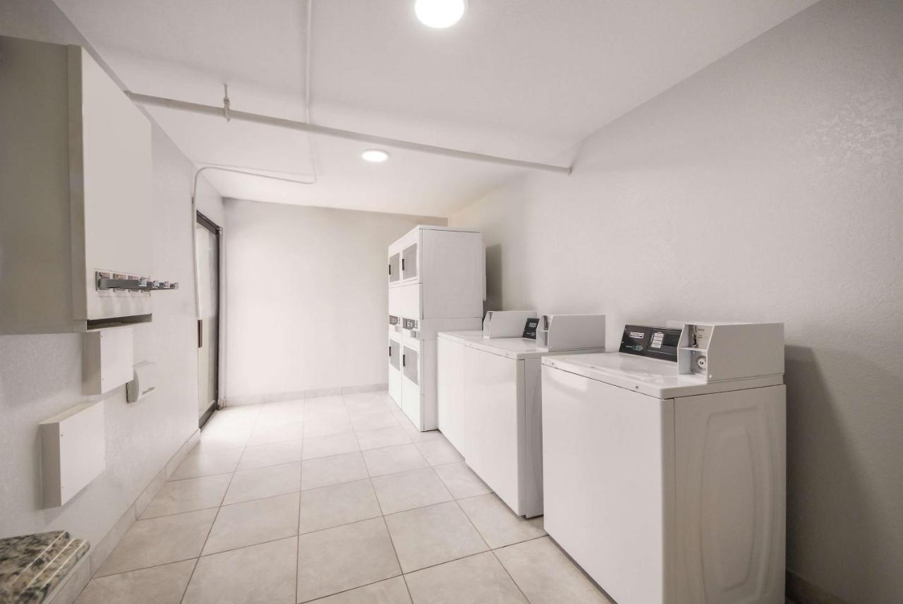 Studio 6 Laredo, Tx - North I-35 외부 사진