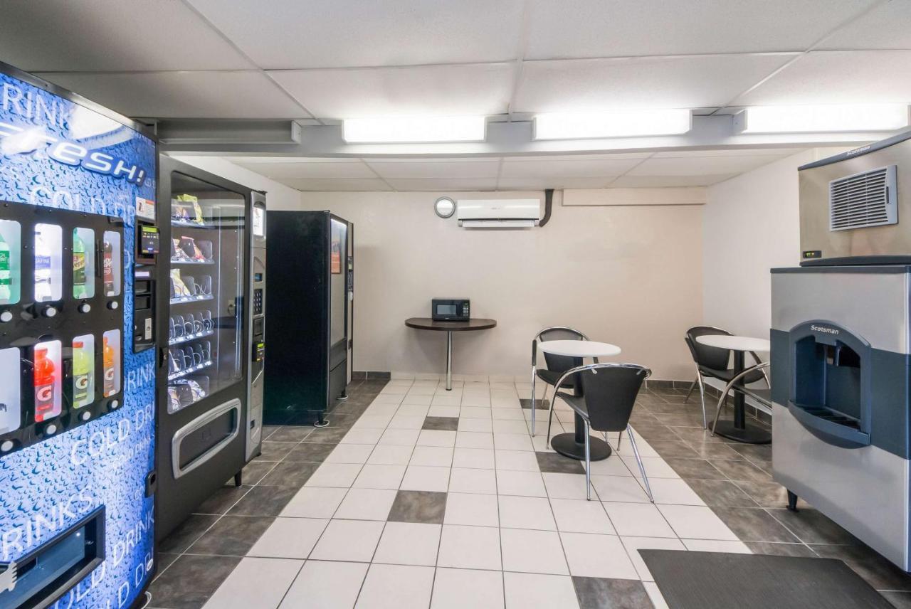 Studio 6 Laredo, Tx - North I-35 외부 사진